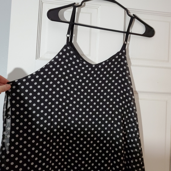 Black and white polka dotted dress - Picture 2 of 3